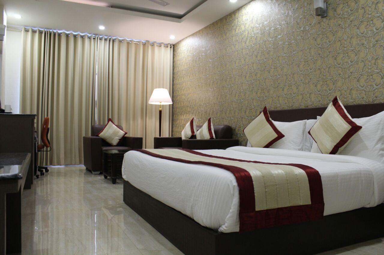 Imperial Clarks Inn Dehradun Exterior photo
